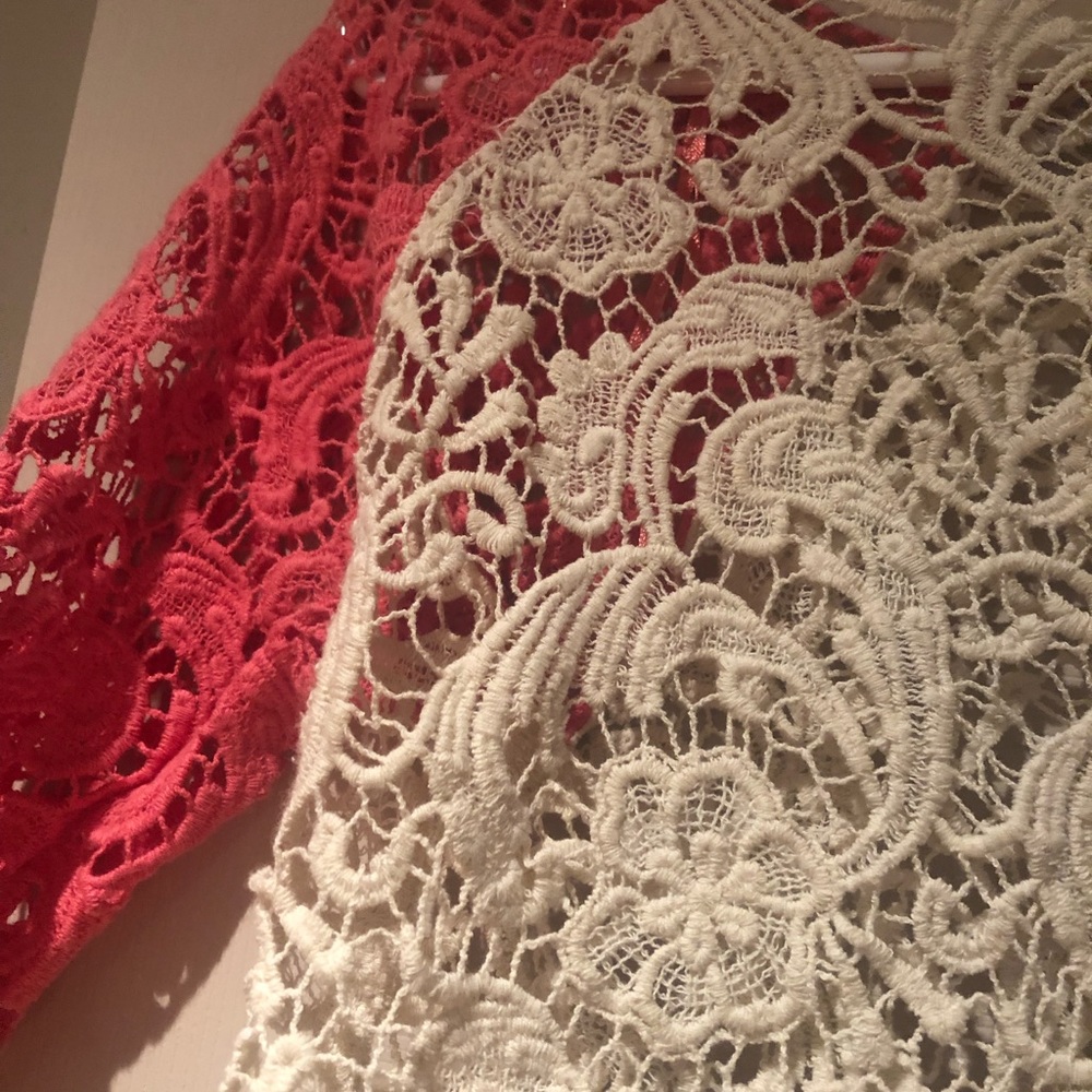 Lace top - Picture 2 of 2